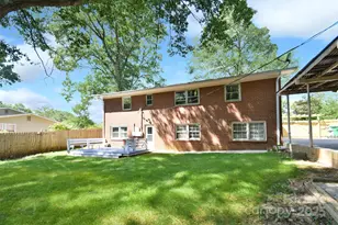 3612 Winterfield Pl, Charlotte, NC 28205 - Photo 3