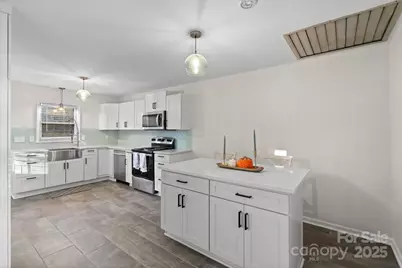 3612 Winterfield Place, Charlotte, NC 28205 - Photo 11