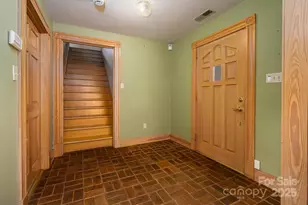 418 3rd St NE, Hickory, NC 28601 - Photo 27