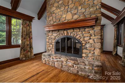 418 3rd Street NE, Hickory, NC 28601 - Photo 9