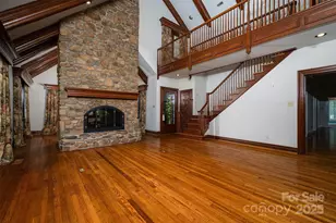 418 3rd St NE, Hickory, NC 28601 - Photo 7