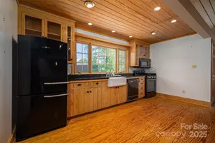 418 3rd St NE, Hickory, NC 28601 - Photo 31