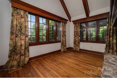 418 3rd Street NE, Hickory, NC 28601 - Photo 11