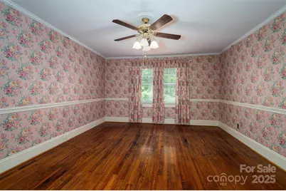 418 3rd Street NE, Hickory, NC 28601 - Photo 39