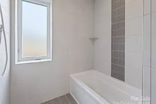 7 Mauricet Ln, Asheville, NC 28806 - Photo 35