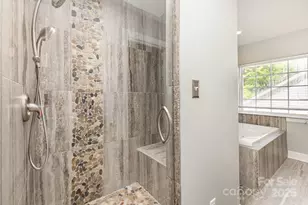 10429 Madison Park Dr, Charlotte, NC 28269 - Photo 19