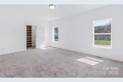 139 Mullinax Drive, Hendersonville, NC 28792 - Photo 7