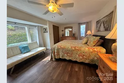 145 Townhouse Drive, Burnsville, NC 28714 - Photo 33