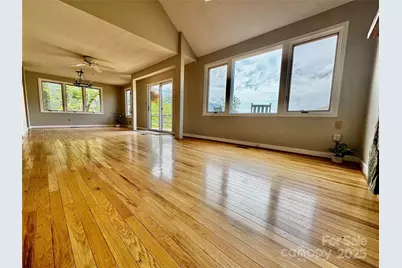 145 Townhouse Drive, Burnsville, NC 28714 - Photo 5