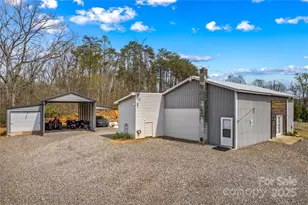 1595 Cheatham Ford Rd, Hiddenite, NC 28636 - Photo 37