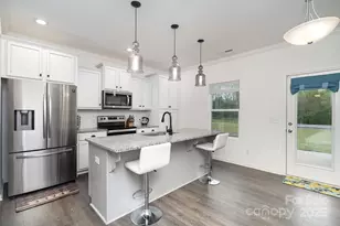 145 Amberly Cir, Pageland, SC 29728 - Photo 5