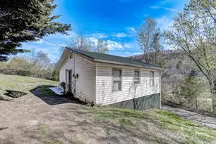 6 & 10 Lands End Dr, Candler, NC 28715 - Photo 15