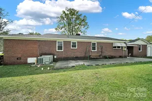 3017 Lynwood Dr, Lancaster, SC 29720 - Photo 9