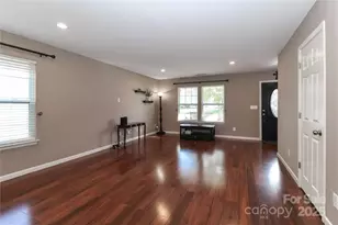 1135 Valley St, Statesville, NC 28677 - Photo 9