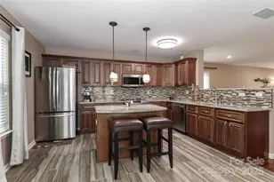 1135 Valley St, Statesville, NC 28677 - Photo 13