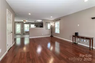 1135 Valley St, Statesville, NC 28677 - Photo 7