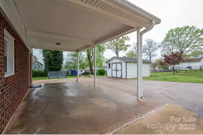 205 Gamble Avenue, Bessemer City, NC 28052 - Photo 9