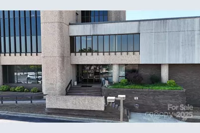 200 1st Avenue NW, Hickory, NC 28601 - Photo 7