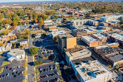 200 1st Avenue NW, Hickory, NC 28601 - Photo 5