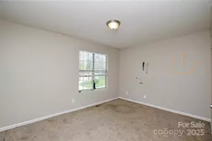6020 Running Deer Rd, Charlotte, NC 28214 - Photo 19