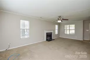 6020 Running Deer Rd, Charlotte, NC 28214 - Photo 9