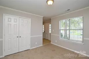 6020 Running Deer Rd, Charlotte, NC 28214 - Photo 11