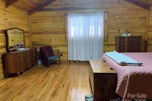 898 Burnt Gin Rd, Gaffney, SC 29340 - Photo 9