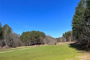 898 Burnt Gin Rd, Gaffney, SC 29340 - Photo 37