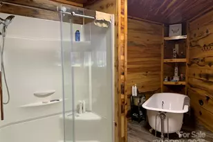 898 Burnt Gin Rd, Gaffney, SC 29340 - Photo 19