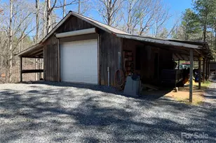 898 Burnt Gin Rd, Gaffney, SC 29340 - Photo 33