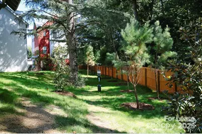 4106 Anker Haus Drive #B2 w/ Study, Charlotte, NC 28205 - Photo 9