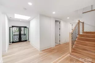 1417 S Wendover Rd, Charlotte, NC 28211 - Photo 3