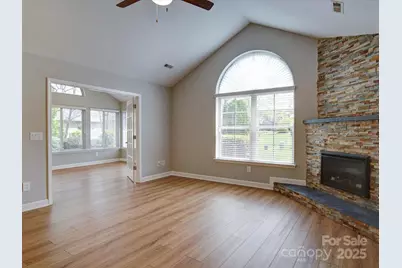 4754 Polo Gate Boulevard, Charlotte, NC 28216 - Photo 7