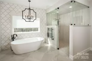 1555 Royal Ln, Lenoir, NC 28645 - Photo 17