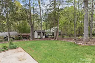 2600 Gemway Dr, Charlotte, NC 28216 - Photo 9