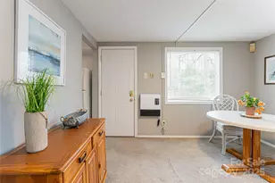 114 Cragmont Rd, Black Mountain, NC 28711 - Photo 9