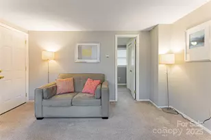 114 Cragmont Rd, Black Mountain, NC 28711 - Photo 3