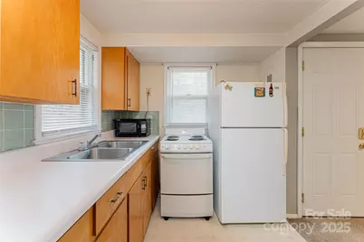 114 Cragmont Road, Black Mountain, NC 28711 - Photo 13