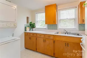 114 Cragmont Rd, Black Mountain, NC 28711 - Photo 11