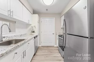 3146 Baroda Lane #D, Charlotte, NC 28269 - Photo 33