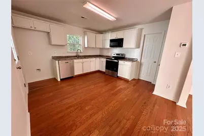 4927 Curtiswood Drive, Charlotte, NC 28213 - Photo 9