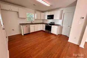 4927 Curtiswood Dr, Charlotte, NC 28213 - Photo 9