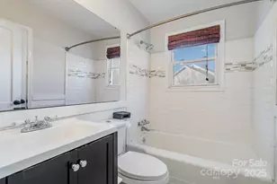 665 Melbourne Ct, Charlotte, NC 28209 - Photo 11