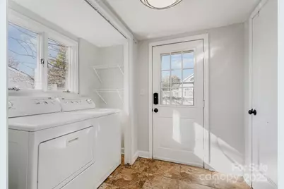 665 Melbourne Court, Charlotte, NC 28209 - Photo 13