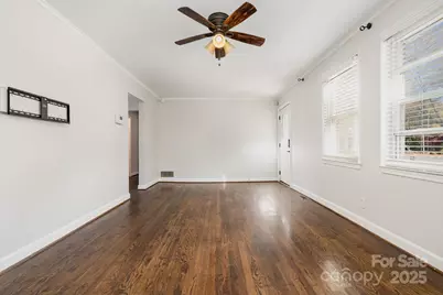 665 Melbourne Court, Charlotte, NC 28209 - Photo 3