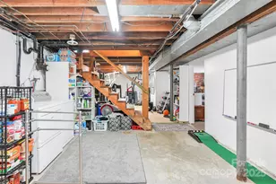 29 Delta Dr, Hendersonville, NC 28792 - Photo 23