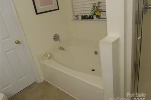 158 Margaret Turner Rd, Charlotte, NC 28216 - Photo 19