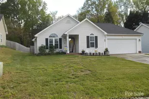 158 Margaret Turner Rd, Charlotte, NC 28216 - Photo 1