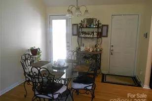 158 Margaret Turner Rd, Charlotte, NC 28216 - Photo 9