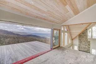 475 Dancing Bear Dr, Hendersonville, NC 28792 - Photo 5